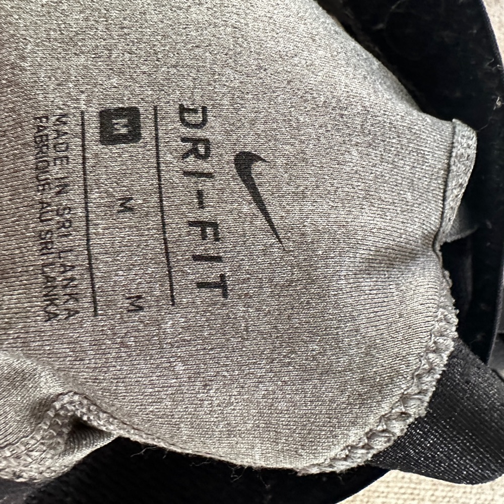 Nike Dri Fit Sports Bra   Size Medium. Light support. - Picture 3 of 6